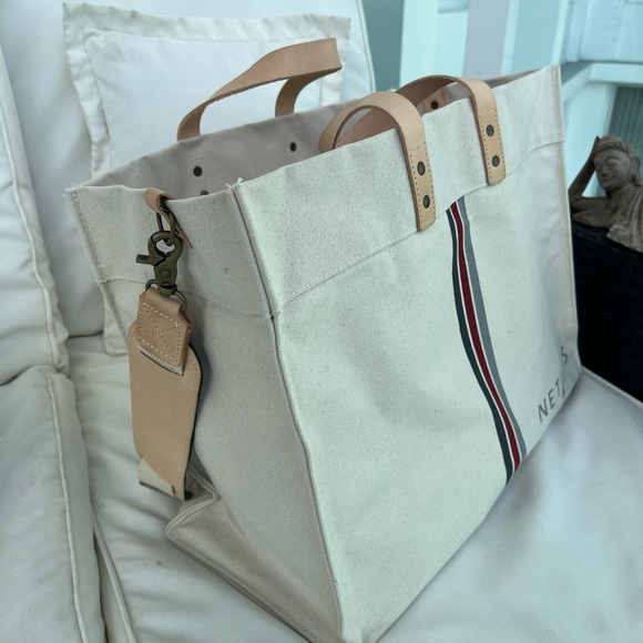 Netjets limited edition large bag - Picture 12 of 13